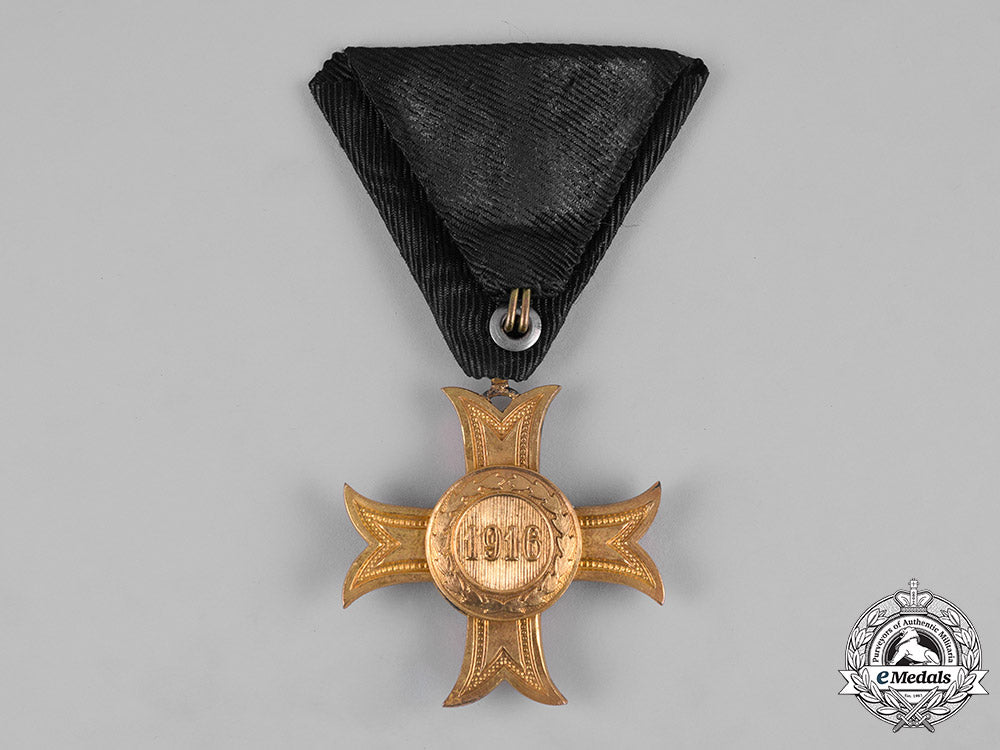 austria,_imperial._a_sovereign_order_of_the_knights_of_malta,_gold_merit_cross,_c.1916_m19_0641_1_1