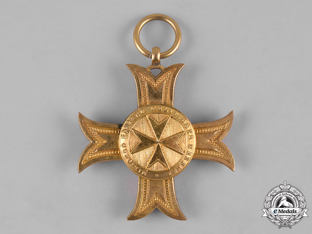austria,_imperial._a_sovereign_order_of_the_knights_of_malta,_gold_merit_cross,_c.1916_m19_0642_1_1