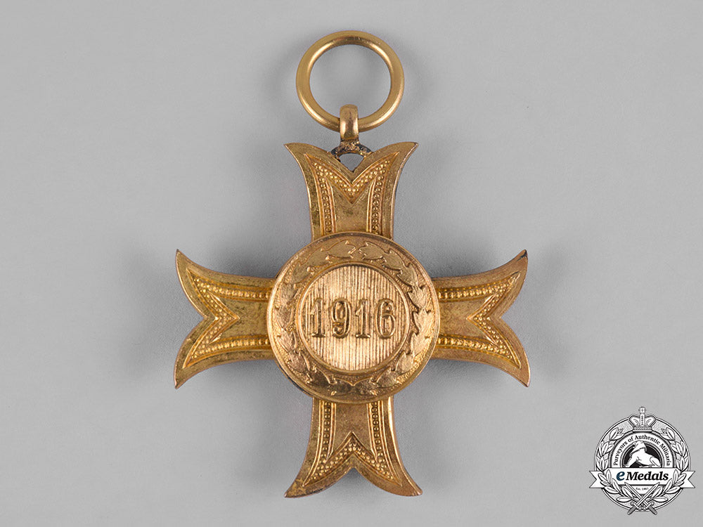 austria,_imperial._a_sovereign_order_of_the_knights_of_malta,_gold_merit_cross,_c.1916_m19_0643_1_1