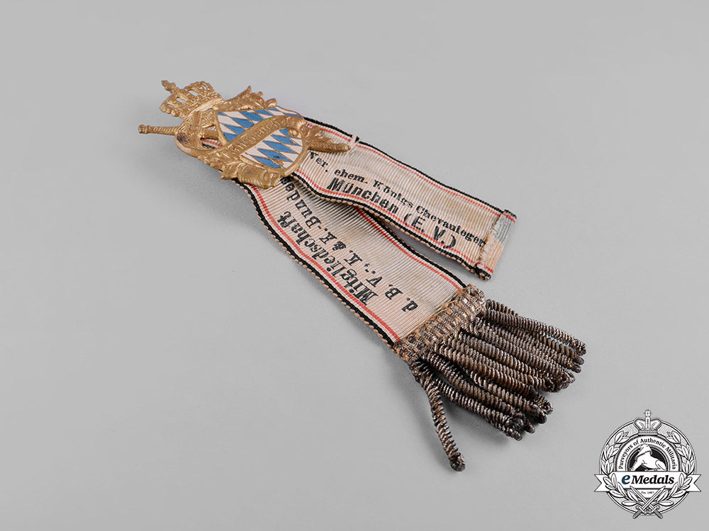 bavaria,_kingdom._a_pair_of_bavarian_veterans_association_badges_m19_1069_1_1