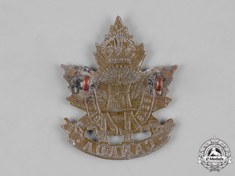 canada,_cef._a44_th_infantry_battalion_cap_badge,_c.1915_m19_11273