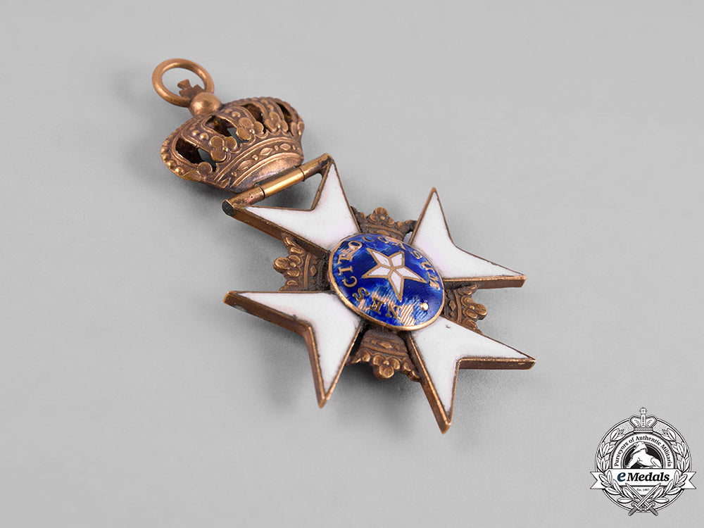 sweden,_kingdom._an_order_of_the_north_star_in_gold,_knight,_type_i,_c.1840_m19_1179
