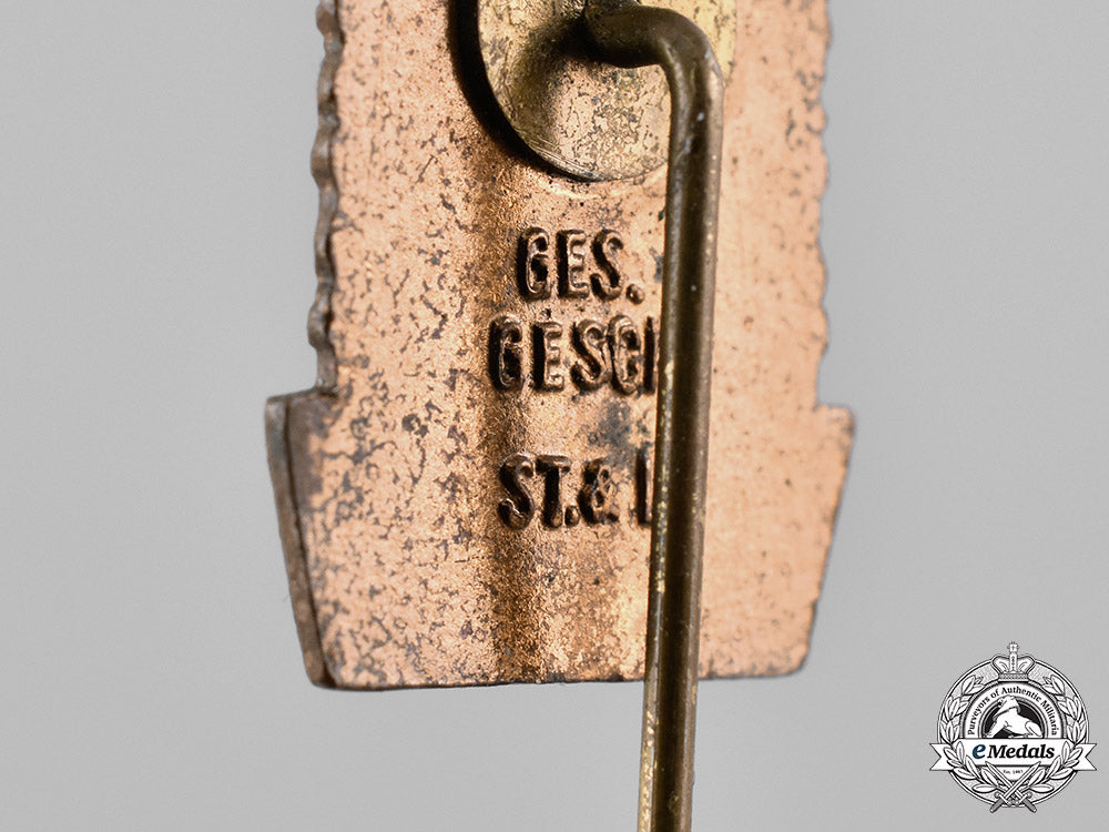 germany,_dsb._a_pair_of_german_shooting_federation(_dsb)_membership_badges_m19_12623