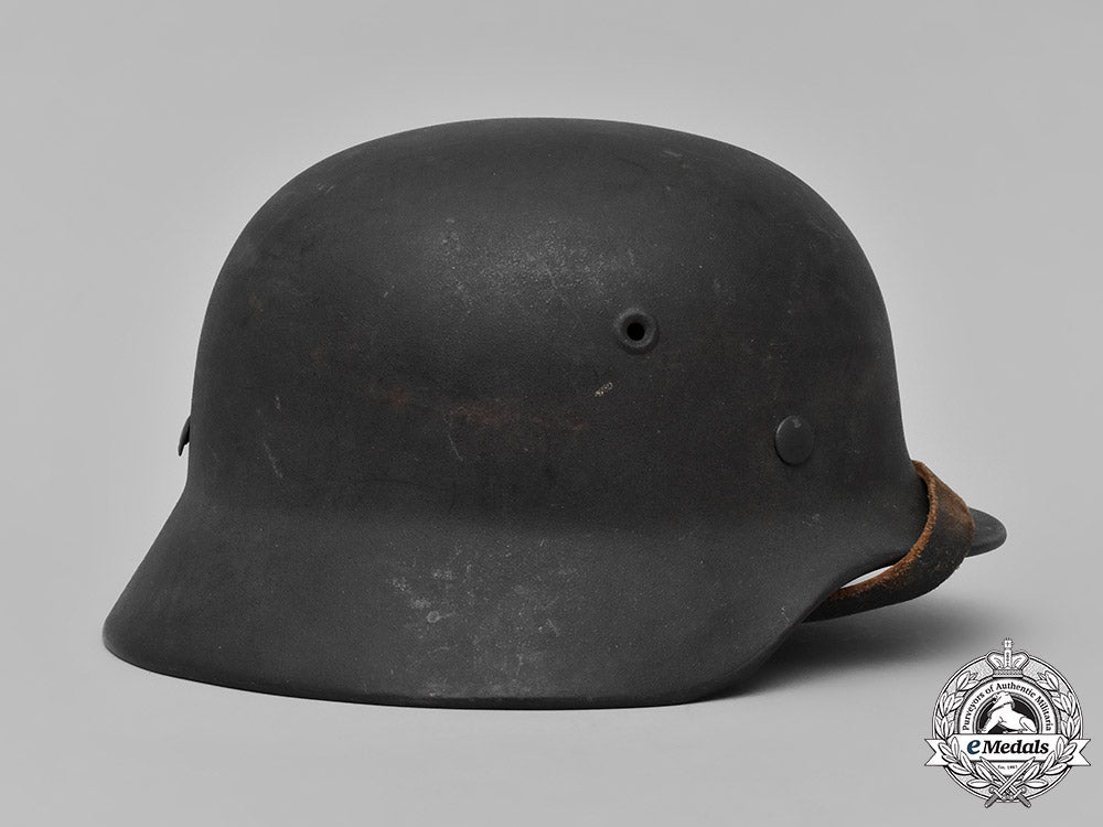 germany,_luftwaffe._a_single-_decal_luftwaffe_m42_steel_helmet_by_emaillierwerk_fulda_m19_13005_1