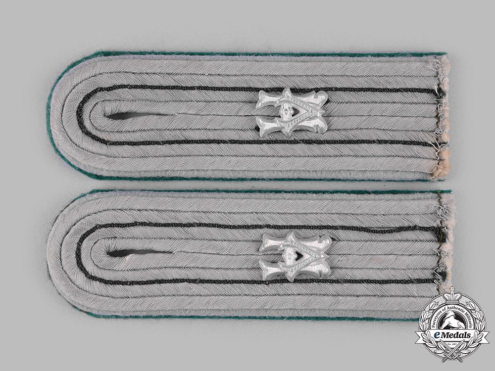germany,_heer._a_set_of_heeresverwaltung_administration_shoulder_boards_m19_13220