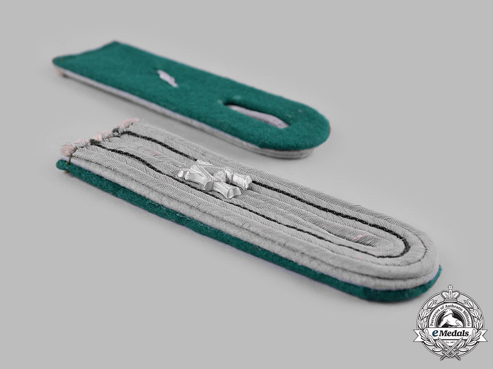 germany,_heer._a_set_of_heeresverwaltung_administration_shoulder_boards_m19_13222