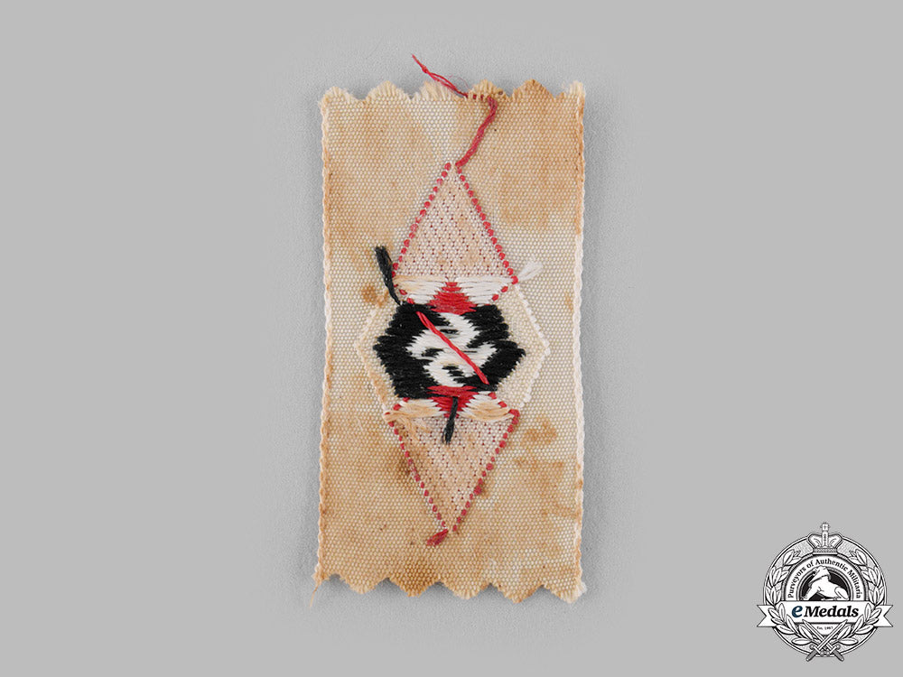 germany,_hj._a_cloth_cap_insignia_m19_13893
