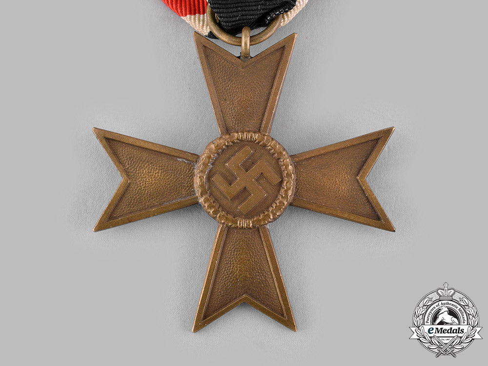 germany,_wehrmacht._a_war_merit_cross_ii_class_m19_15255