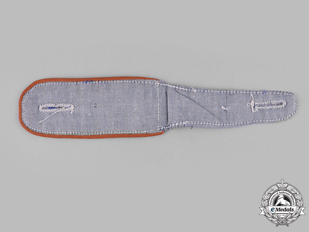 germany,_luftwaffe._a_communications_personnel_service_shirt_shoulder_strap_m19_16020_1