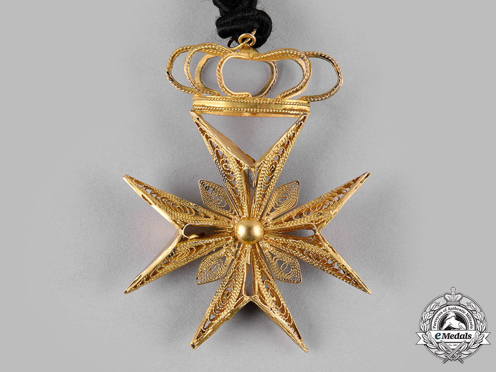 united_kingdom._a_gold_filigree_maltese_cross,_c.1900_m19_16374