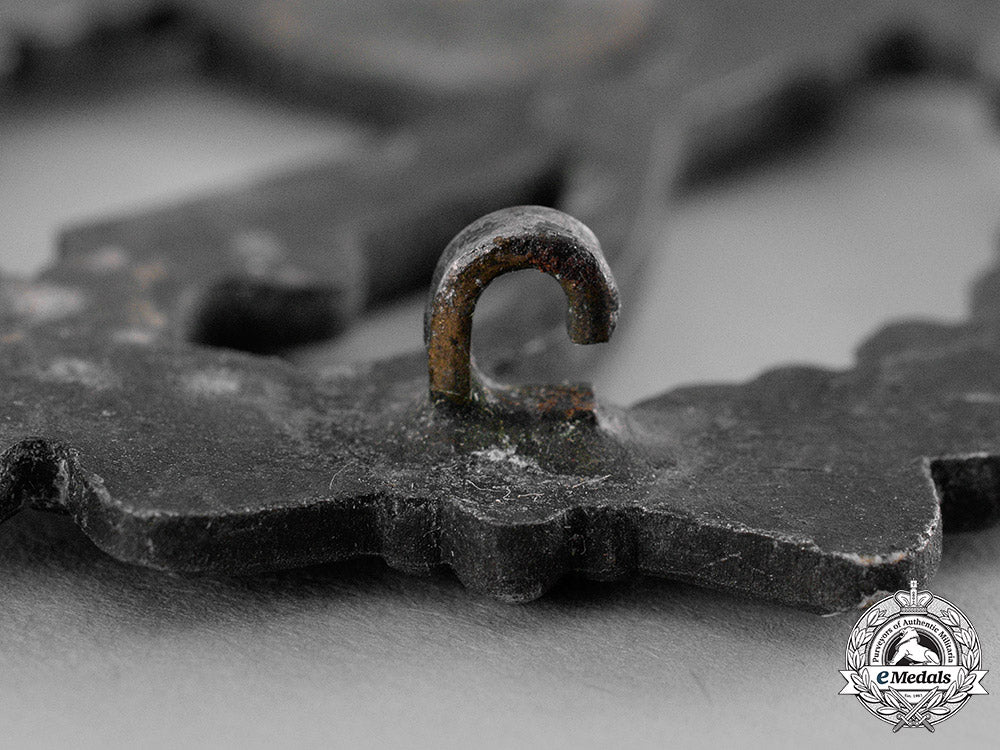 germany,_wehrmacht._an_infantry_assault_badge,_silver_grade_m19_16442