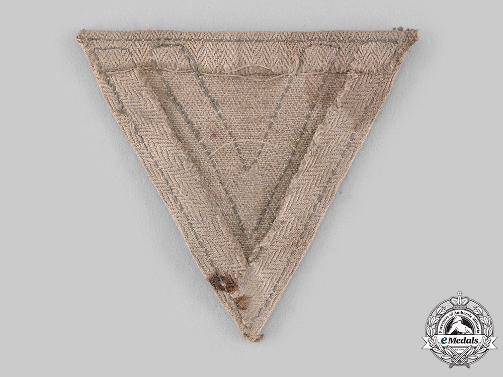 germany,_luftwaffe._an_obergefreiter’s_tropical_rank_chevron_m19_17268_1