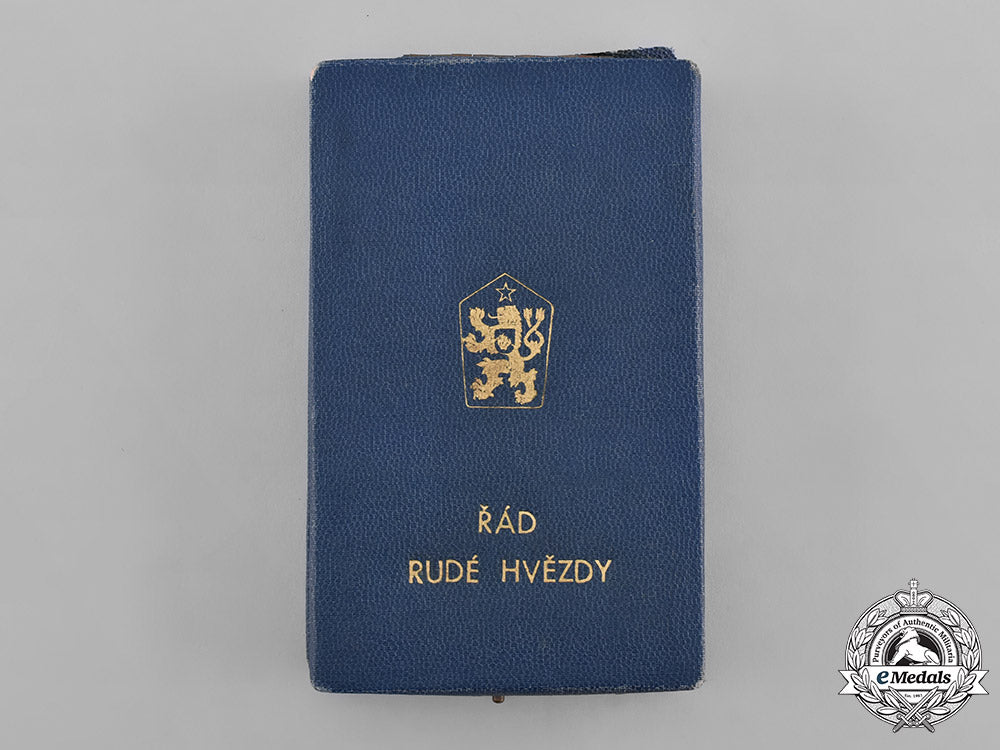 czechoslovakia,_socialist_republic._an_order_of_the_red_star,_m19_1736