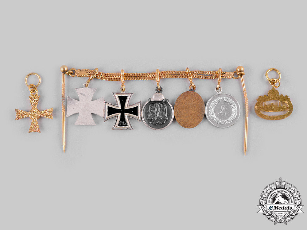 germany,_federal_republic._a_miniature_medal_chain_and_decorations,1957_versions_m19_18558