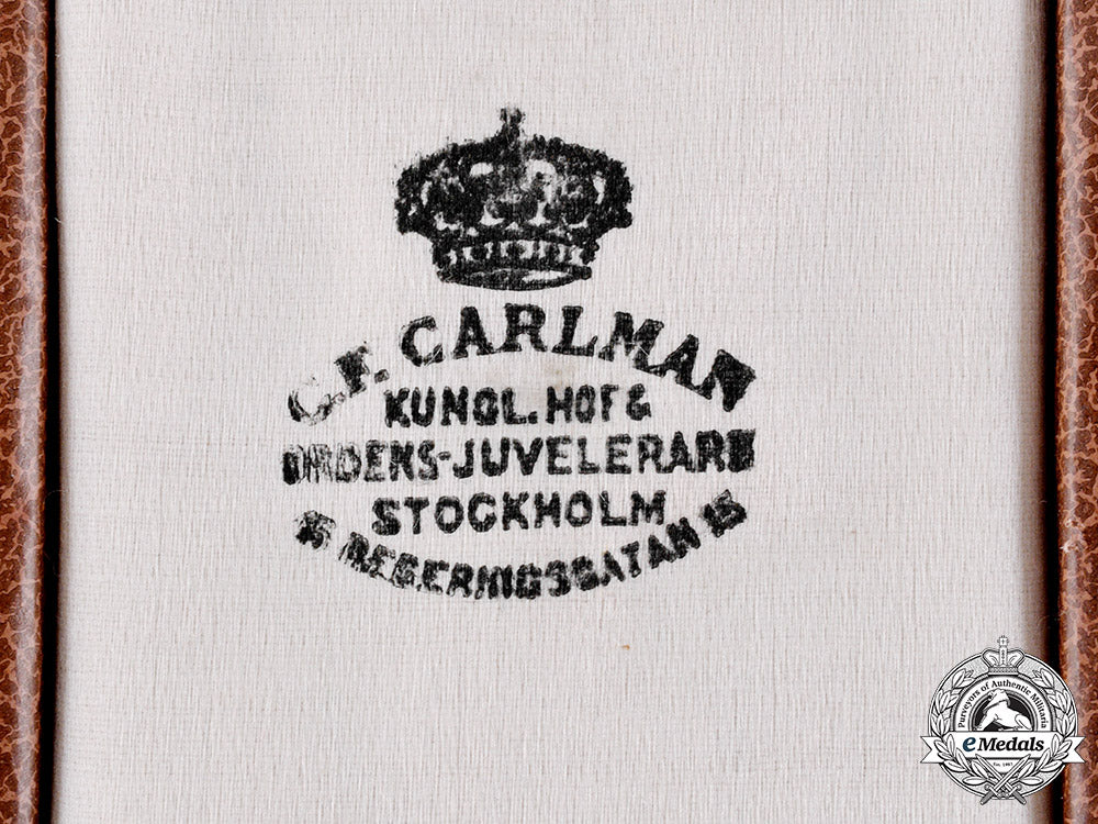 sweden,_kingdom._a_royal_red_cross_merit_medal_for_volunteers,_by_c.f.carlman_m19_19484