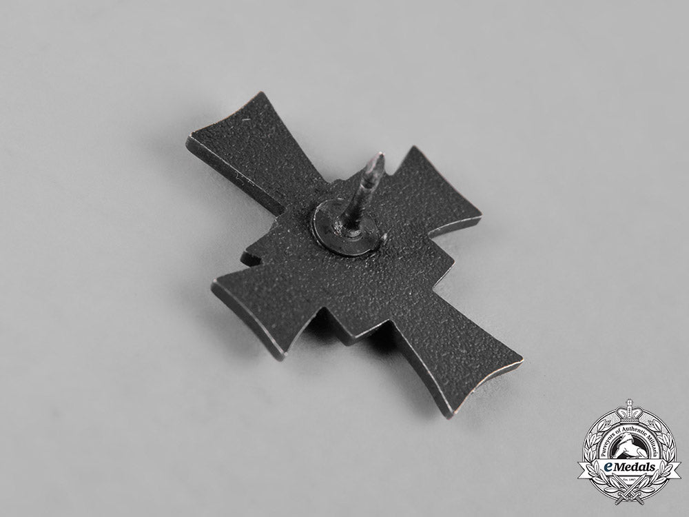 germany,_heer._a_stalingrad_shoulder_board_cross_for_the134_th_grenadier_regiment_m19_2017