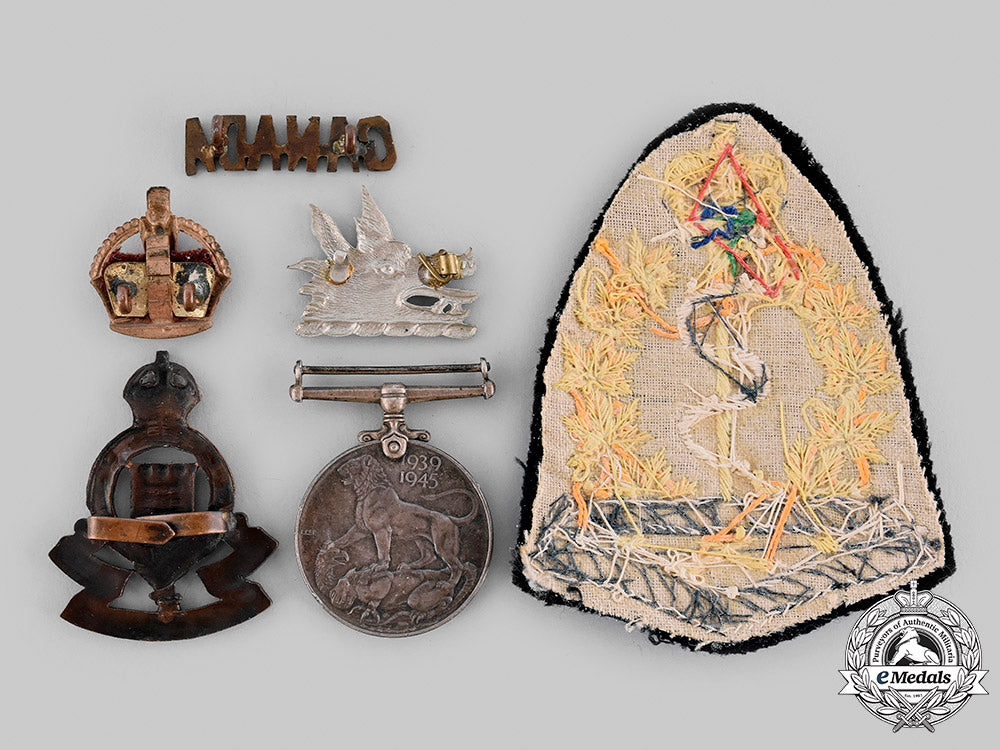 canada,_commonwealth._a_lot_of_eleven_badges&_insignia_m19_22234
