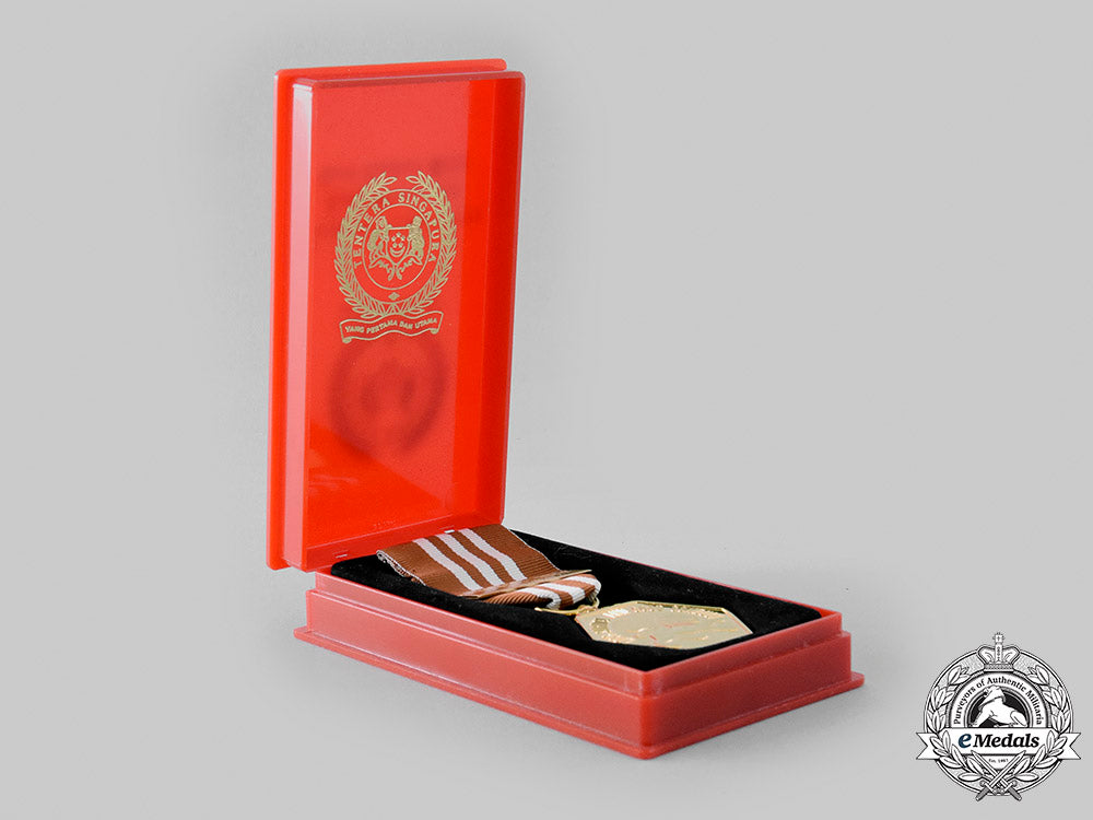 singapore,_republic._an_armed_forces_long_service_and_good_conduct_medal_m19_22797_1