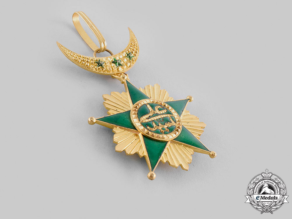 comoros_islands,_union._an_order_of_the_star_of_grand_comoro,_ii_class_commander,_by_arthus_bertrand_m19_22811_1_1_1