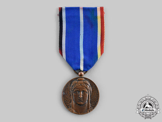france,_iii_republic._a_military_medal_for_the_occupation_of_the_rhineland,_c.1925_m19_23443_1_1