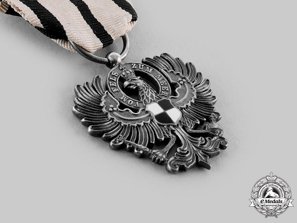 prussia,_kingdom._a_royal_house_order_of_hohenzollern,_eagle_of_inhaber,_c.1910_m19_23561_1