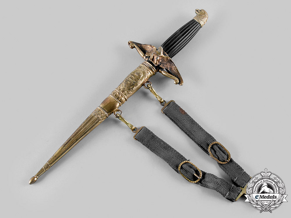 hungary,_kingdom._a_model1932_royal_air_force_officer_dagger_with_hanger,_named._m19_24207_1
