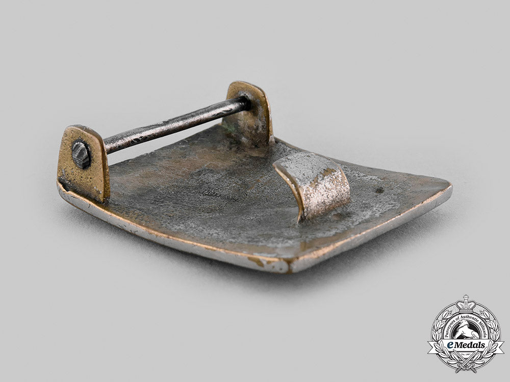 bulgaria,_kingdom._an_air_force_belt_buckle,_c.1935_m19_24534_1_1