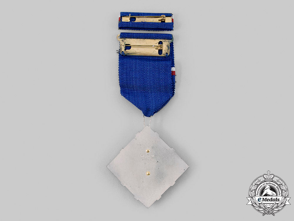 czechoslovakia,_socialist_republic._an_order_of_the_republic_with_case,_c.1955_m19_24622_1_1_1