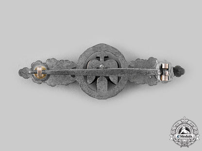 germany,_luftwaffe._a_short-_range_night_fighter_clasp,_silver_grade,_by_g.h._osang_m19_24767_2_1