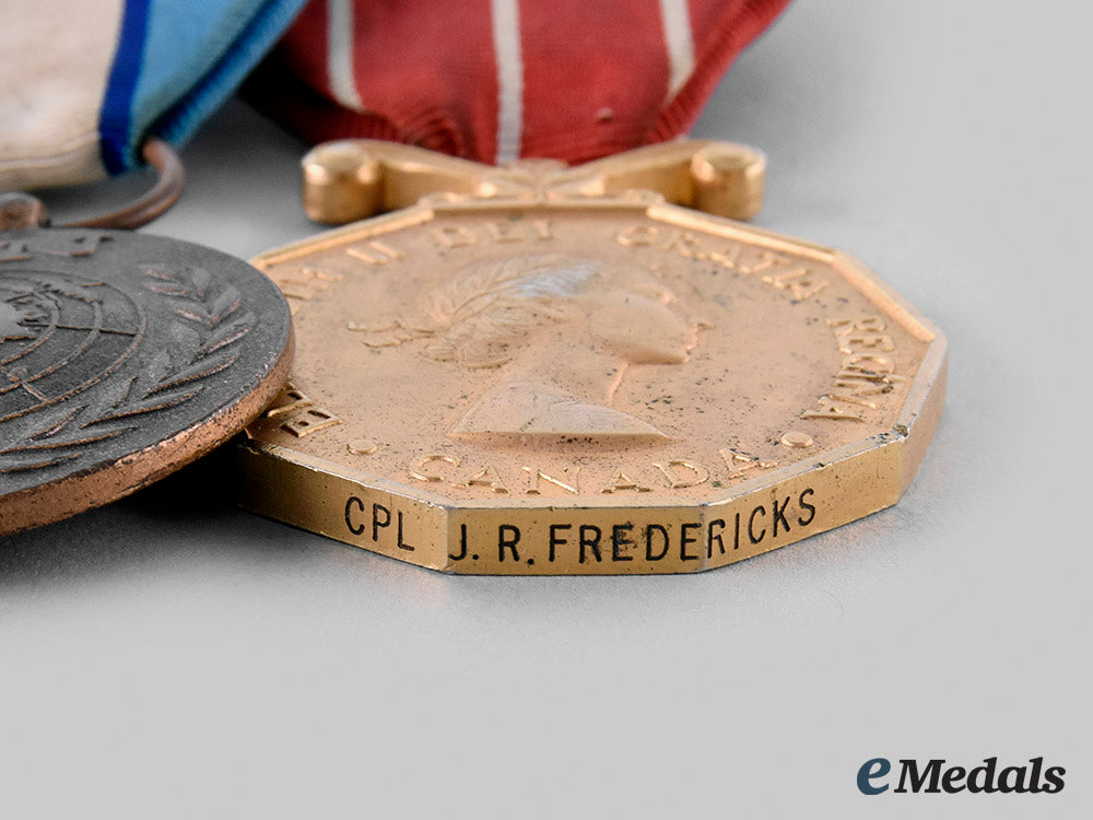 canada,_commonwealth._a_cfd_cyprus_service_pair_m19_25010