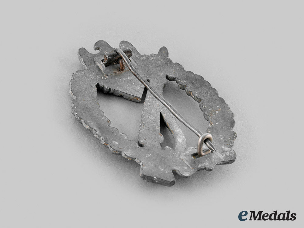 germany,_wehrmacht._an_infantry_assault_badge,_silver_grade_m19_25343_1