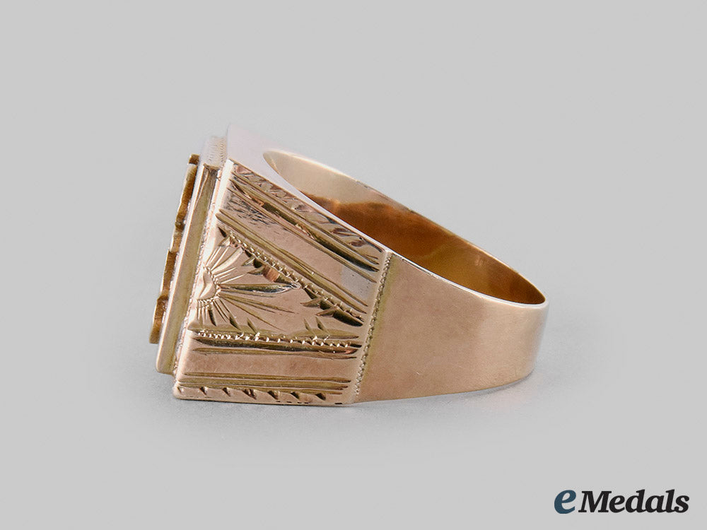 germany,_ss._a14_k_gold_ring_belonging_to_arthur_seyß-_inquart_m19_25519