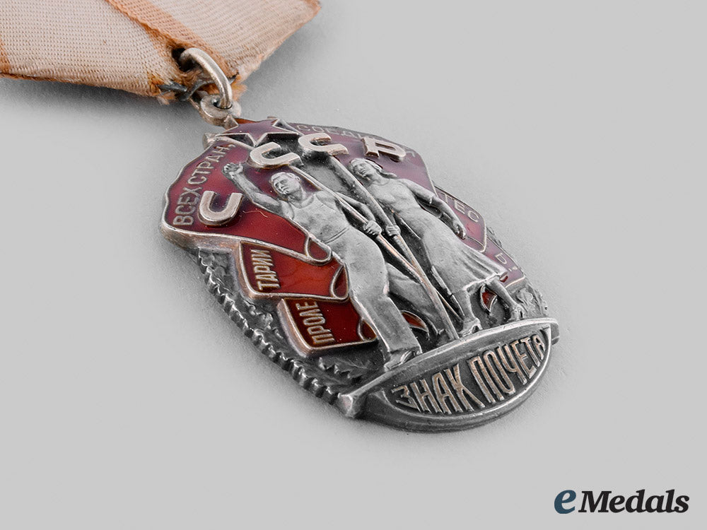 russia,_soviet_union._an_order_of_the_badge_of_honour,_type_iv_m19_26345_2