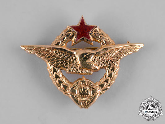 yugoslavia,_republic._a_pilot's_badge_in_solid18_kt_gold._by_ikom_zagreb_m19_2718