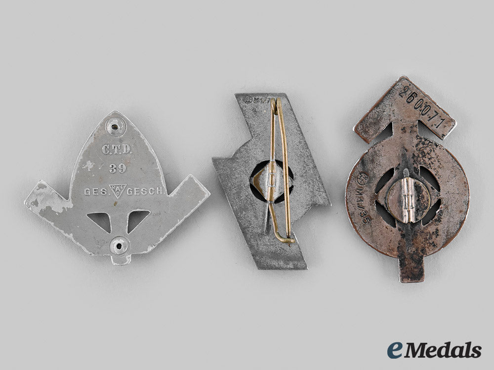 germany,_third_reich._a_lot_of_organization_badges_m19_27334_1