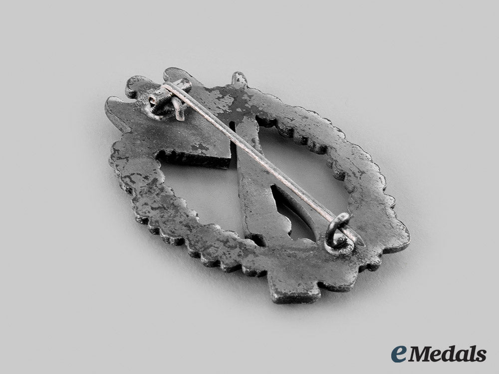 germany,_heer._an_infantry_assault_badge,_silver_grade,_by_e._ferd._wiedmann_m19_27351