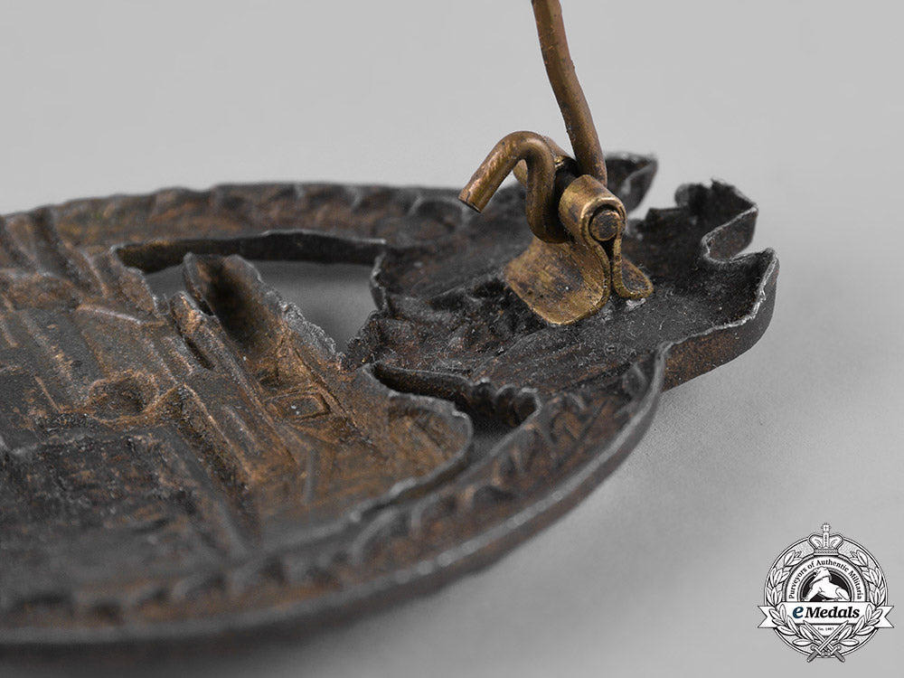 germany,_heer._a_panzer_assault_badge,_bronze_grade_m19_3951