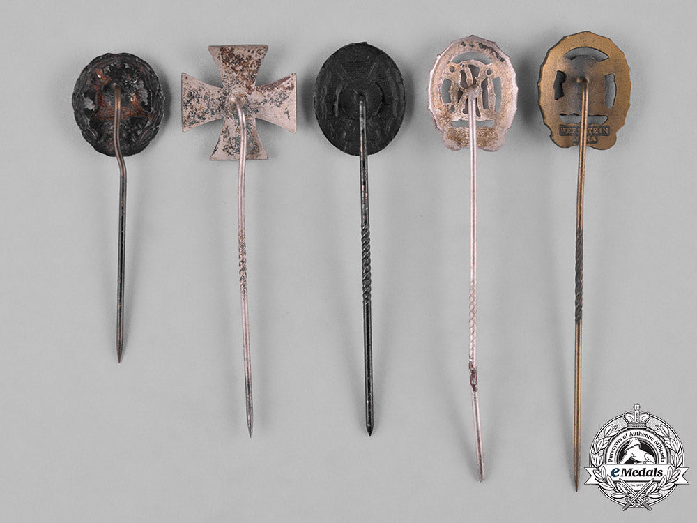 germany,_third_reich._a_lot_of_second_war_period_miniature_stickpins_m19_4106