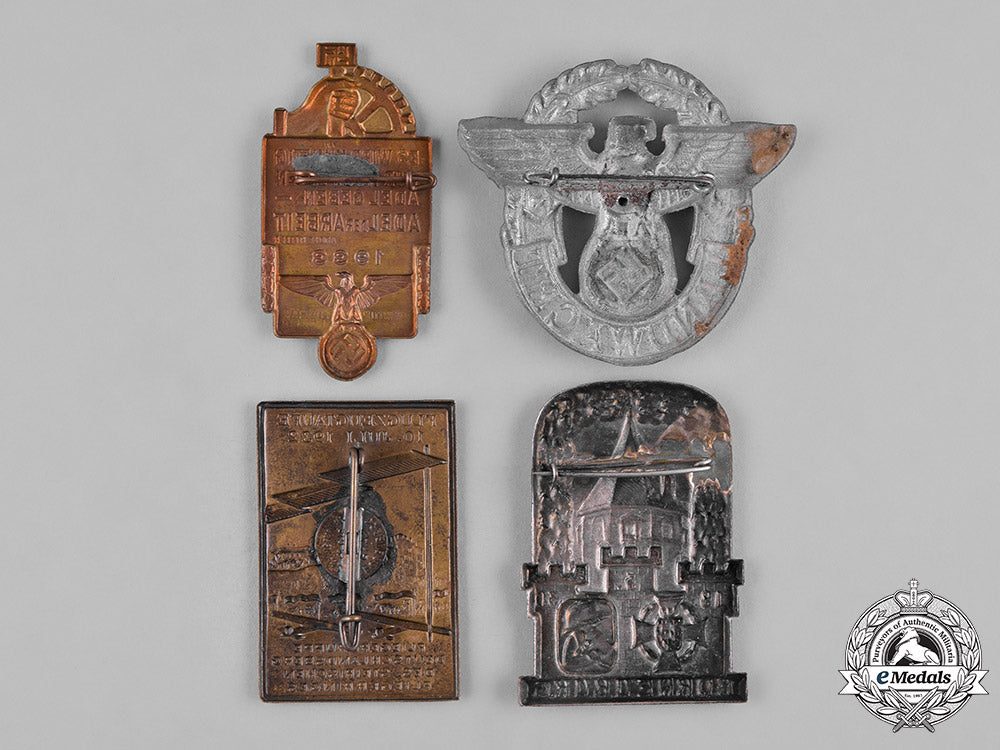 germany,_third_reich._a_group_of_third_reich_period_badges_m19_4118