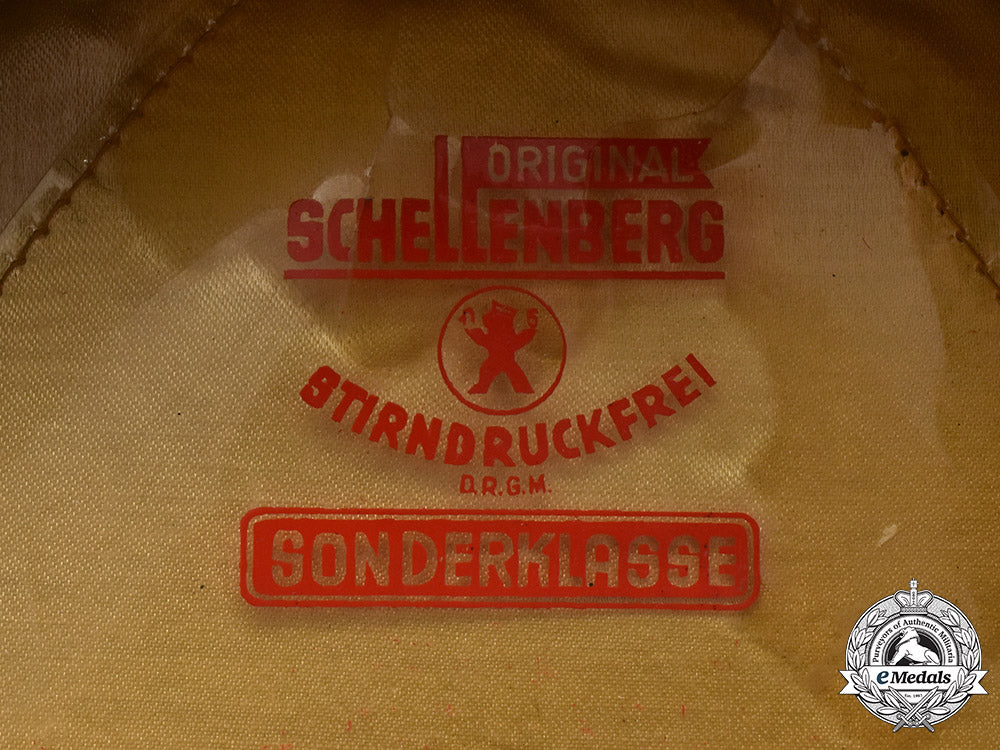 germany,_heer._an_artillery_officer’s_visor_cap,_by_schellenberg_m19_4646