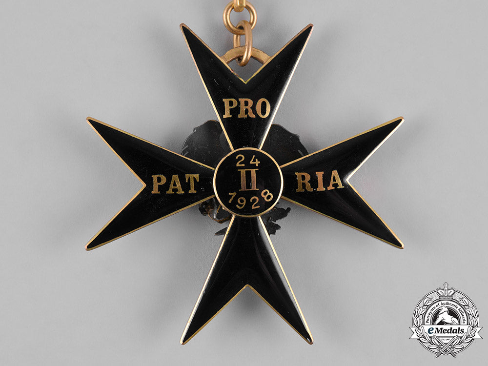 estonia,_republic._an_order_of_the_eagle_cross,_ii_class_commander,_civil_division_m19_6430