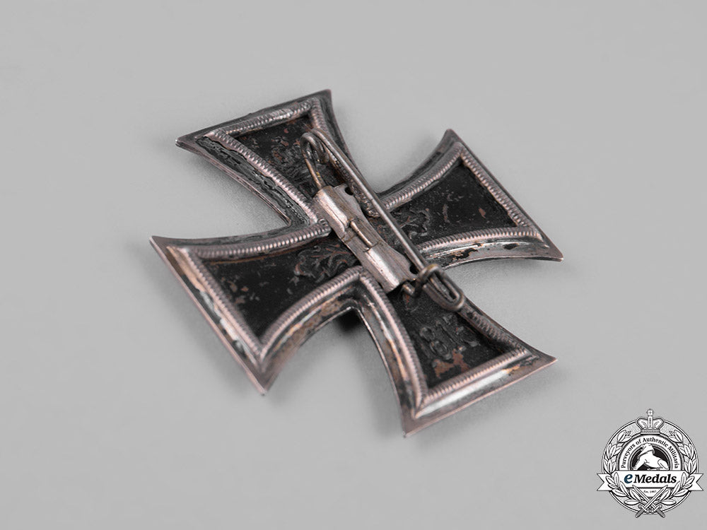 germany,_imperial._a_converted1914_iron_cross_i_class,_field_modified_m19_7583