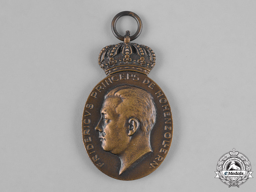 germany,_weimar._a_hohenzollern_bene_merenti_medal,_bronze_grade_m19_7708