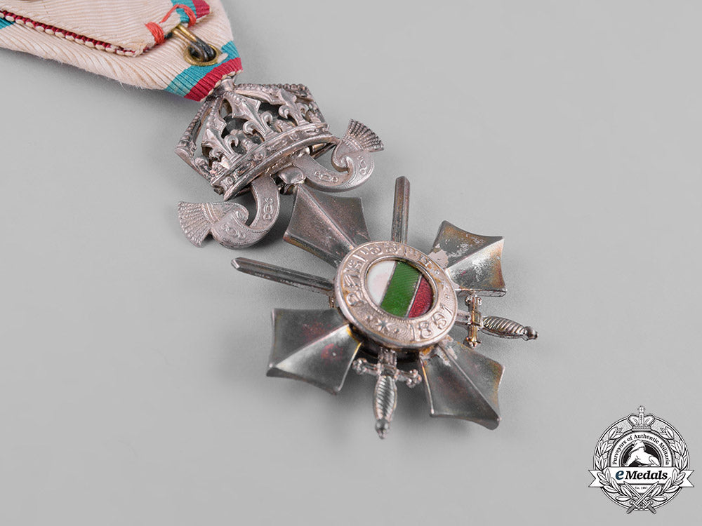 bulgaria,_kingdom._an_order_of_military_merit,_knight_with_crown,_c.1945_m19_8474