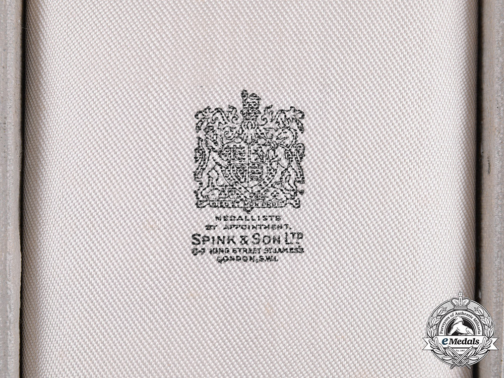 greece,_kingdom._royal_order_of_george_i,_iii_class_commander,_civil_division_case_m19_8570