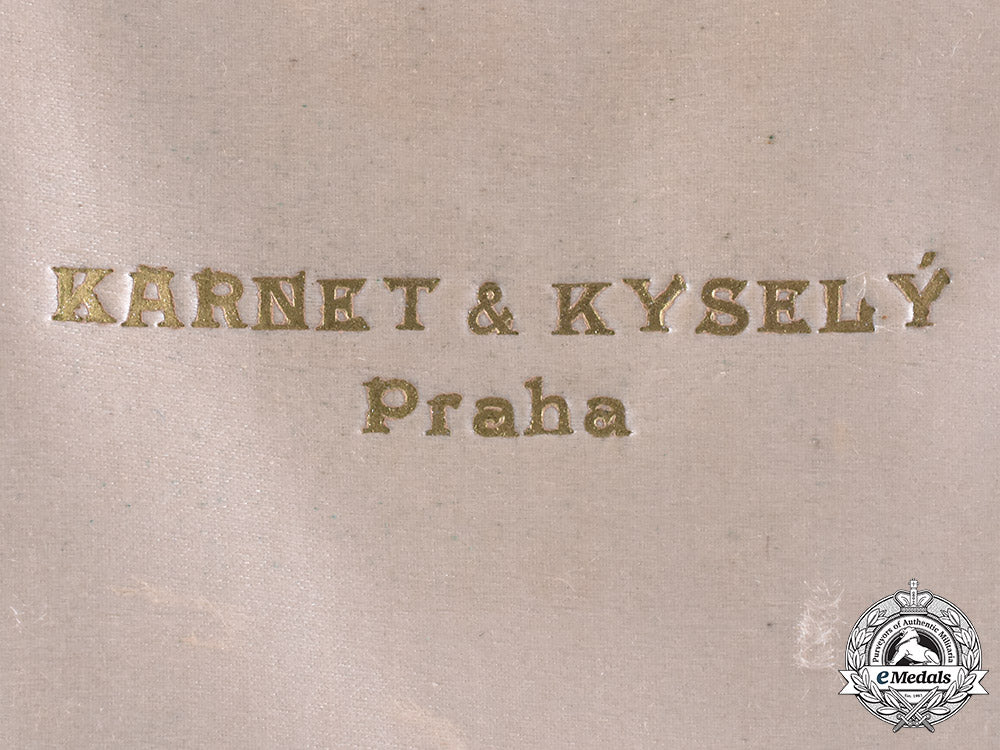 czechoslovakia,_i_republic._an_order_of_the_white_lion,_ii_class_grand_officer_case,_by_karnet&_kyselý_m19_9131