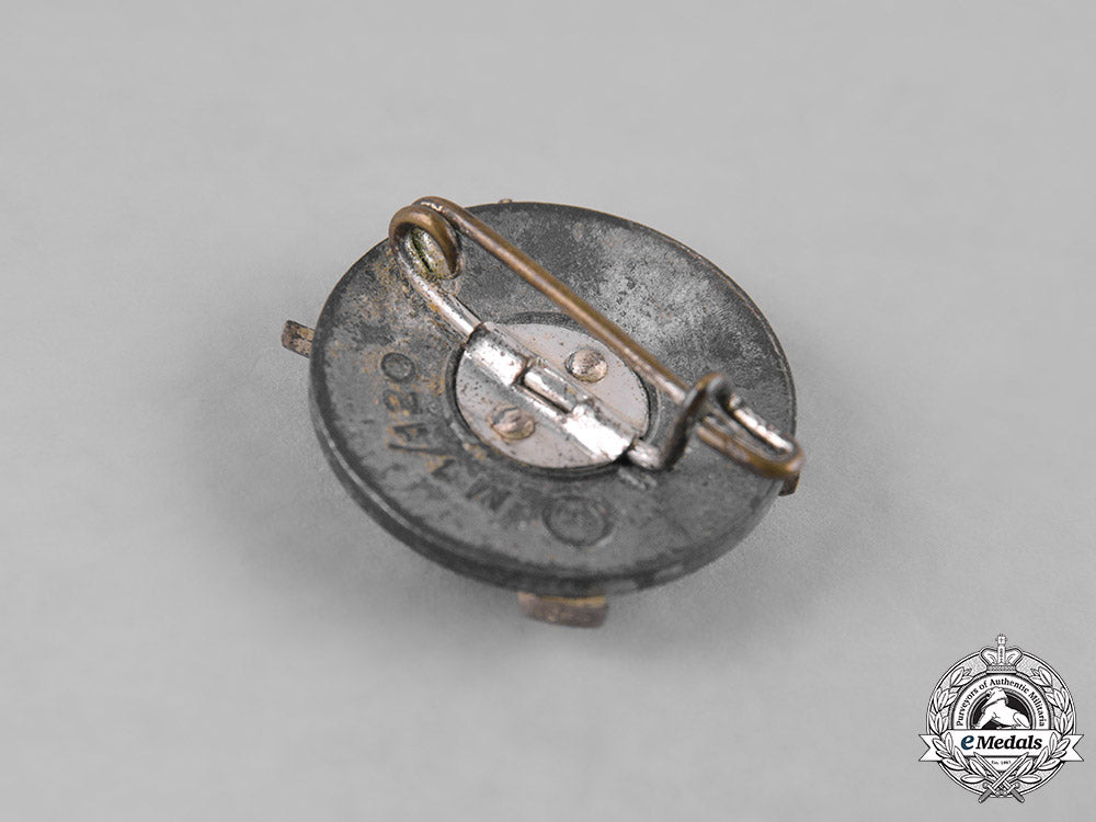 germany,_hj._a_marksmanship_badge,_by_wilhelm_deumer_m19_9365