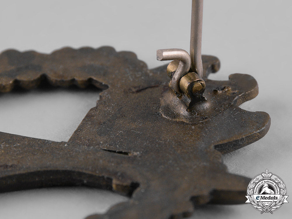 germany,_wehrmacht._a_bronze_grade_infantry_assault_badge_m19_9447