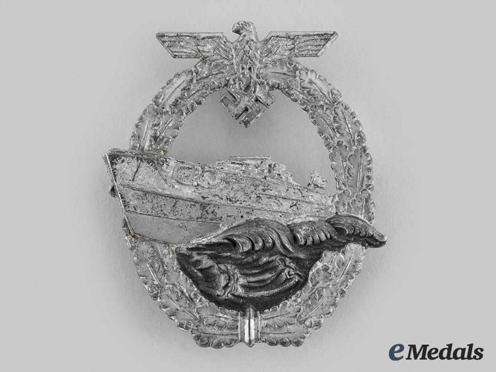 germany,_kriegsmarine._an_e-_boat_war_badge,_i_i_pattern,_by_schwerin_m20_00714_2_1_1_1