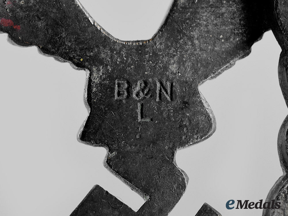 germany,_luftwaffe._a_pilot’s_badge,_by_berg&_nolte_m20_00810_1_1_1_1_1_1_1_1